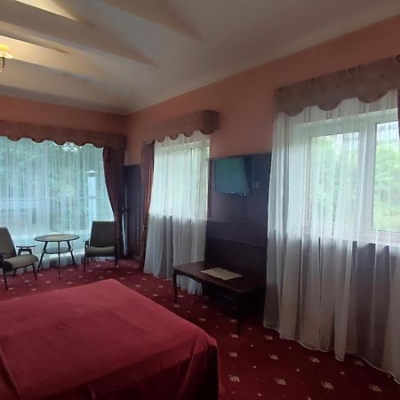Aqvium Hotel Dnipro Ngoại thất bức ảnh
