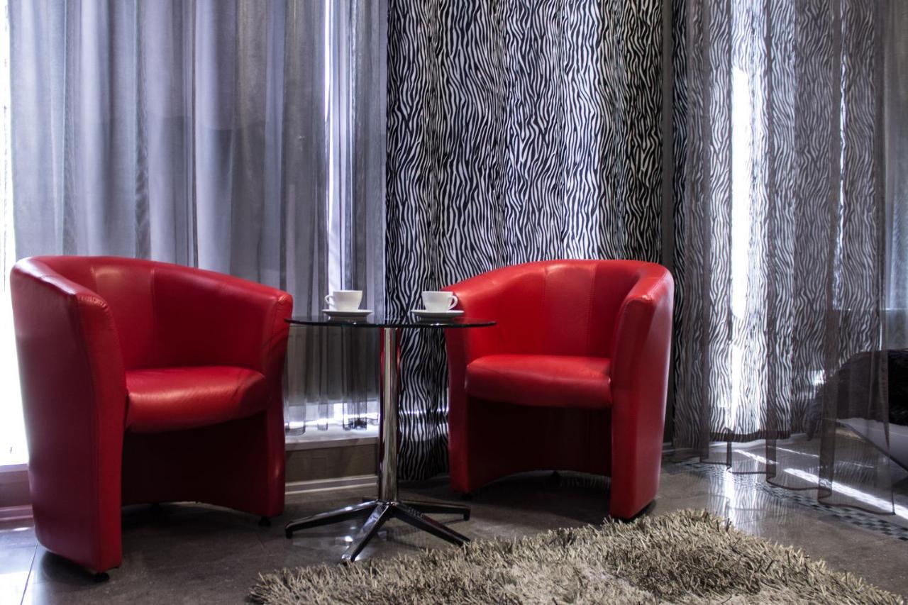 Aqvium Hotel Dnipro Ngoại thất bức ảnh